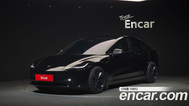 Tesla Model 3 — exterior