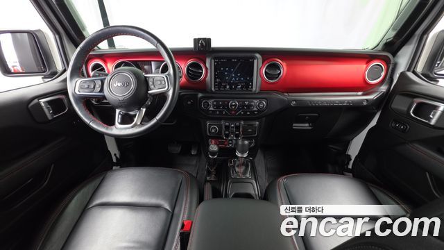 Jeep Wrangler — interior