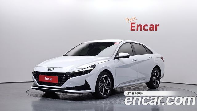 Hyundai Avante — exterior