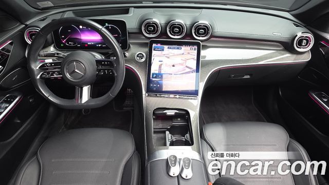 Mercedes-Benz C-Class — interior