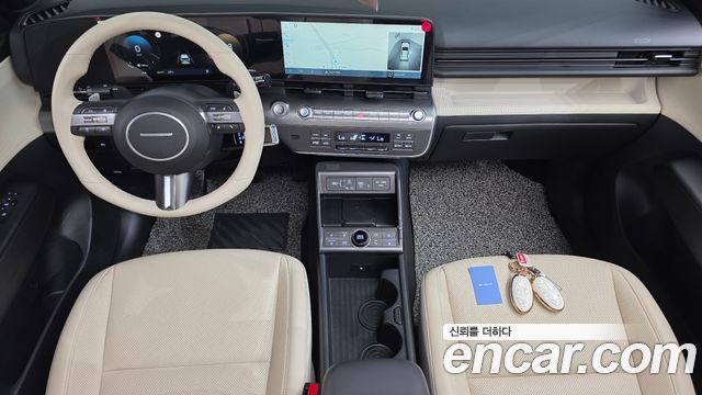 Hyundai Kona — interior