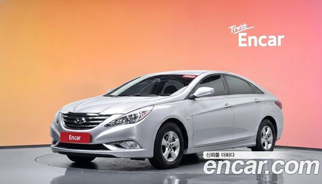 Hyundai Sonata — exterior