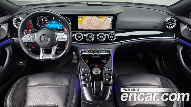 Mercedes-Benz AMG GT — interior