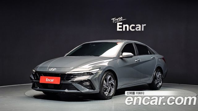 Hyundai Avante — exterior