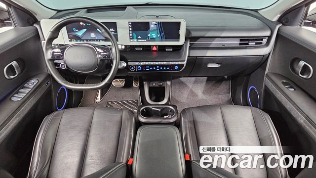 Hyundai IONIQ 5 — interior