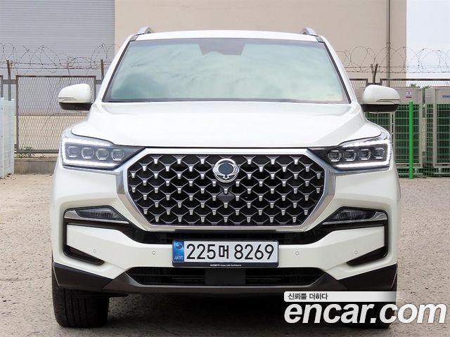 KG Mobility Rexton — exterior