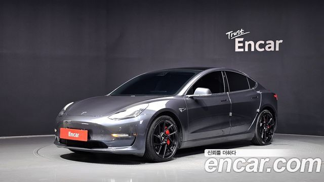 Tesla Model 3 — exterior