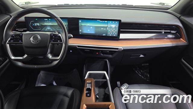 KG Mobility Torres — interior