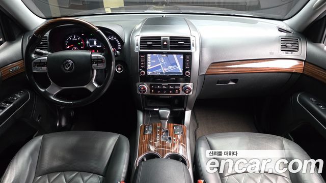 Kia Mohave — interior