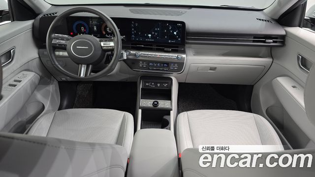 Hyundai Kona — interior