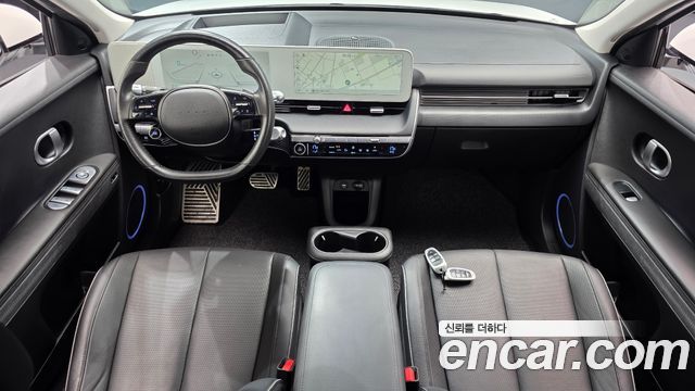Hyundai IONIQ 5 — interior