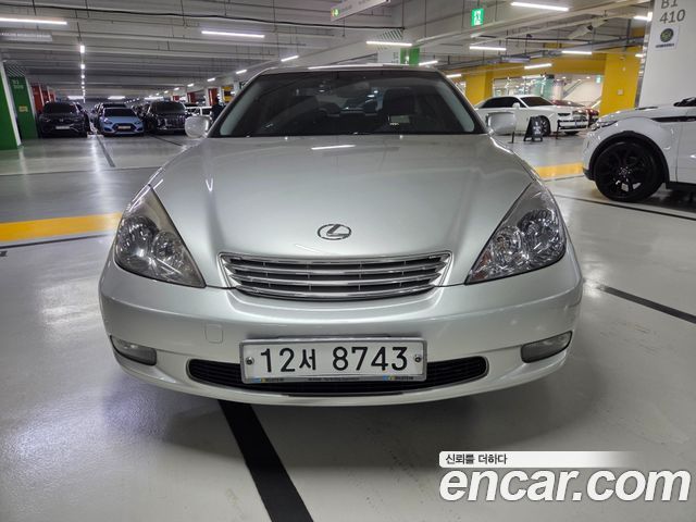 Lexus ES — exterior