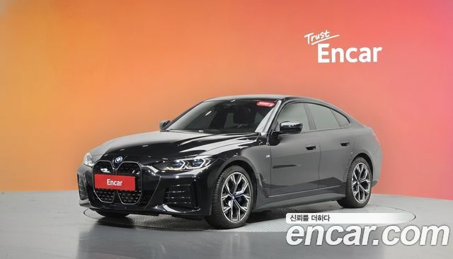 BMW i4 — exterior