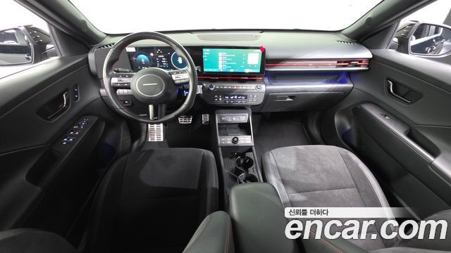 Hyundai Kona — interior