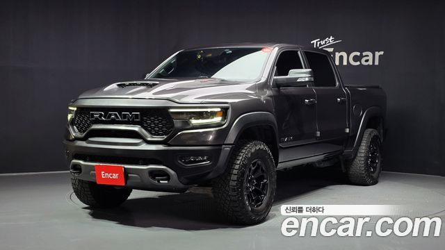 Dodge Ram Pickup — exterior