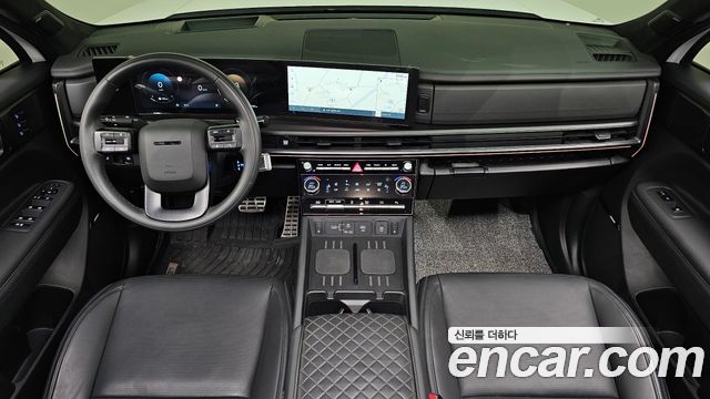Hyundai Santa Fe — interior