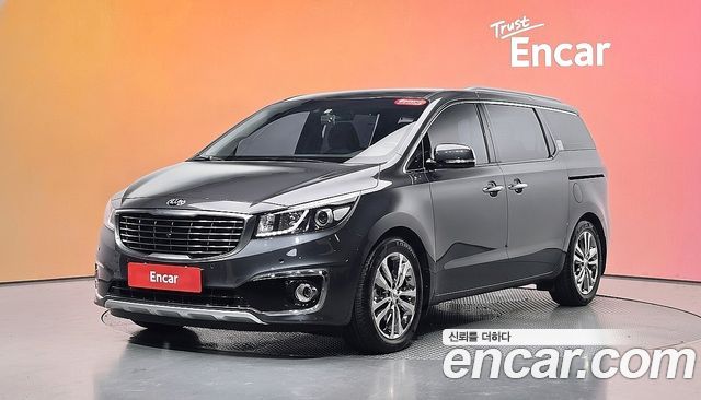 Kia Carnival — exterior