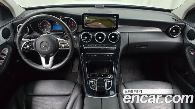 Mercedes-Benz C-Class — interior