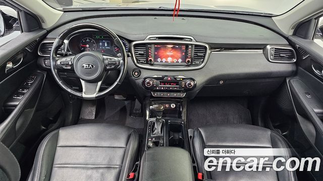 Kia Sorento — interior