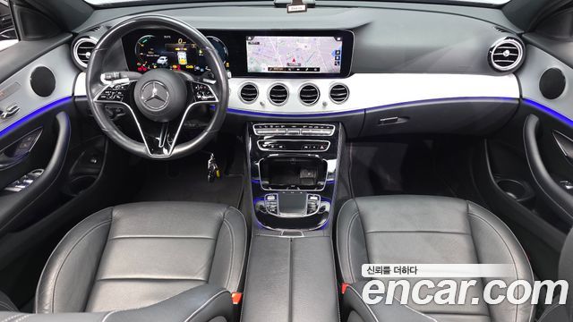 Mercedes-Benz E-Class — interior