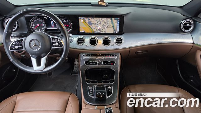 Mercedes-Benz E-Class — interior