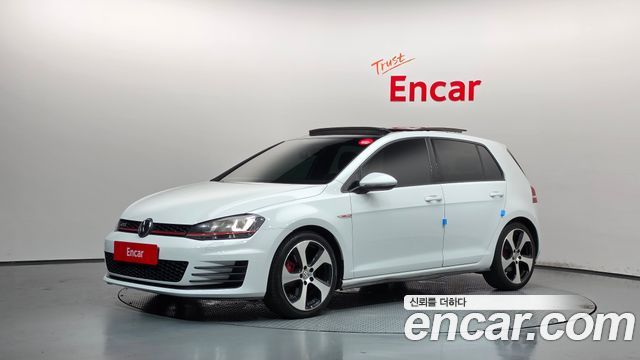 Volkswagen Golf — exterior