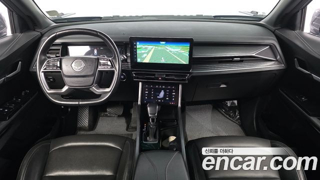 KG Mobility Torres — interior
