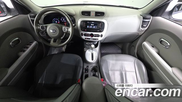 Kia Soul — interior