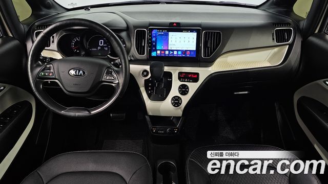 Kia Ray — interior