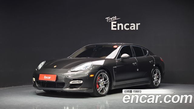 Porsche Panamera — exterior