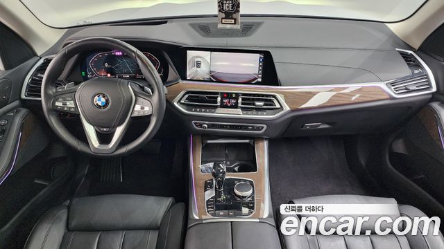 BMW X5 — interior