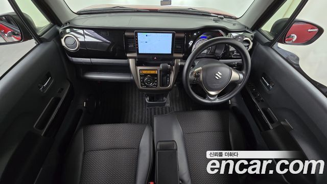 Suzuki Hustler — interior