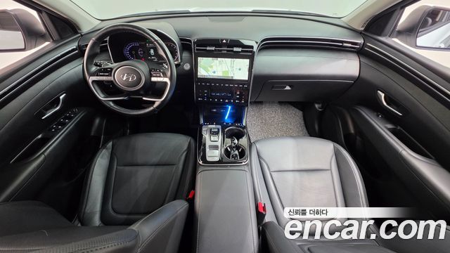Hyundai Tucson — interior