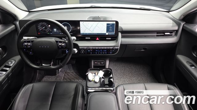 Hyundai IONIQ 5 — interior