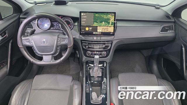 Peugeot 508 — interior