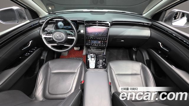 Hyundai Tucson — interior