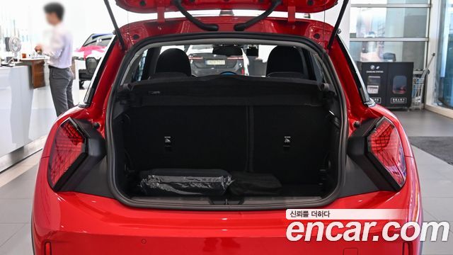 MINI Cooper — interior