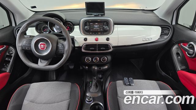 Fiat 500X — interior