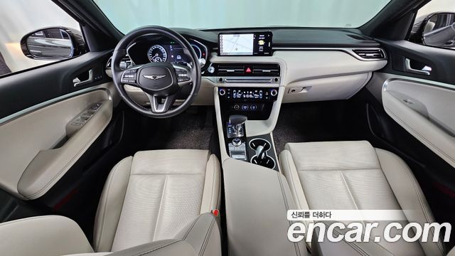Genesis G70 — interior