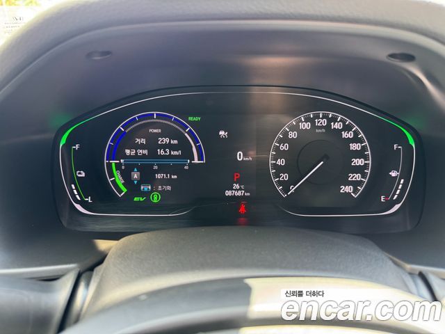 Honda Accord — interior