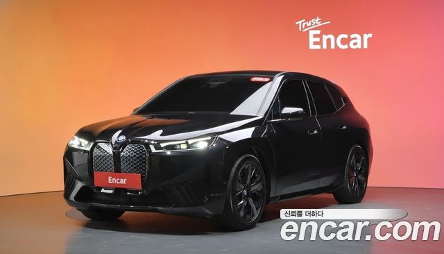 BMW iX — exterior
