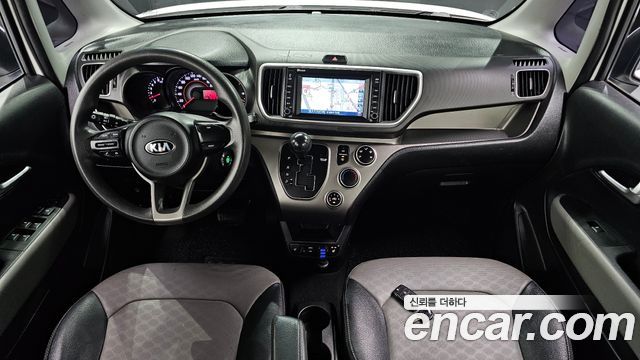 Kia Ray — interior