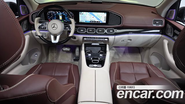 Mercedes-Benz GLS-Class — interior