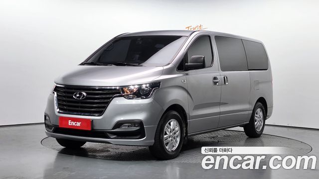 Hyundai Starex — exterior