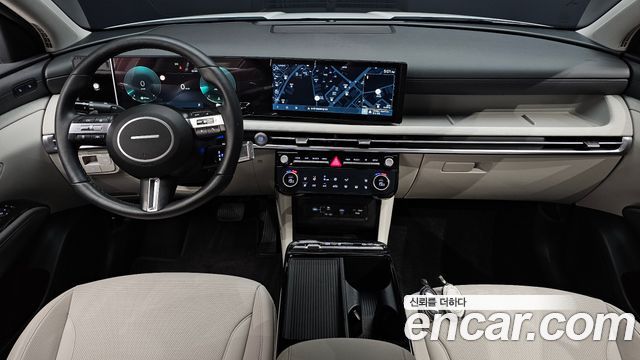 Hyundai Tucson — interior