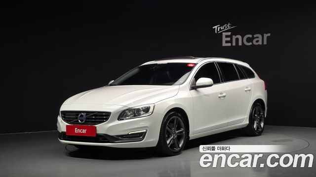 Volvo V60 — exterior