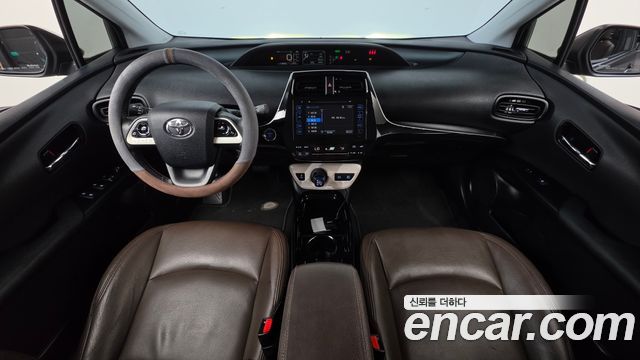 Toyota Prius — interior
