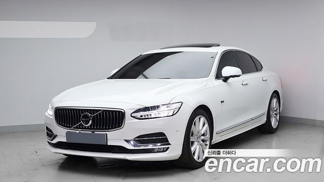 Volvo S60 — exterior