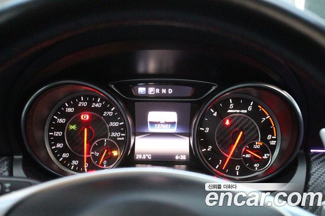 Mercedes-Benz A-Class — interior