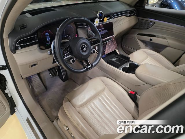 Maserati Grecale — interior